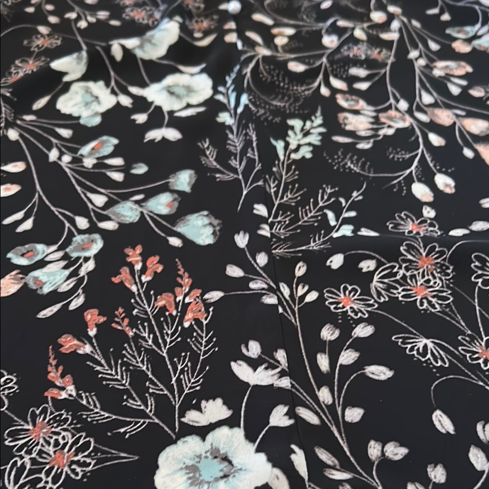 LOFT Women's Size S Black Floral Print Sleeveless Blouse - Picture 3 of 12